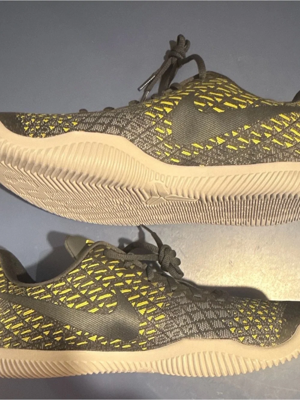 Nike Kobe Mamba Instinct Dust Anthracite Electro-Lime 852473-003 NEW Men's 11